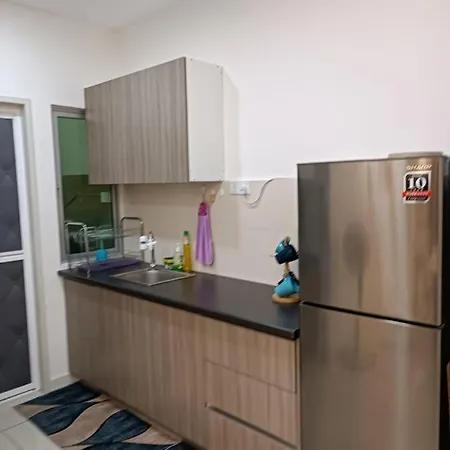 Qaisara D'Savanna Homestay@Southville City Bangi Exterior photo