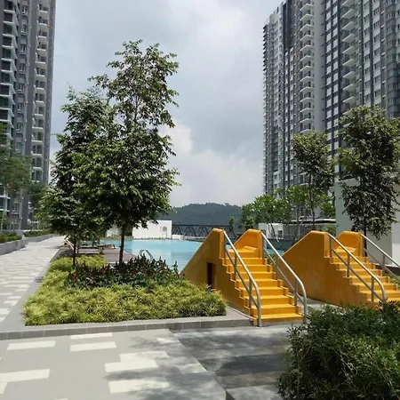 Qaisara D'Savanna Homestay@Southville City Bangi Exterior photo