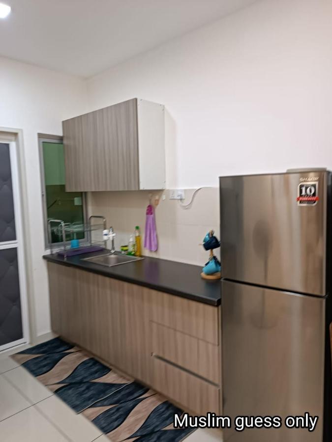 Apartment Qaisara D'savanna Homestay@southville *