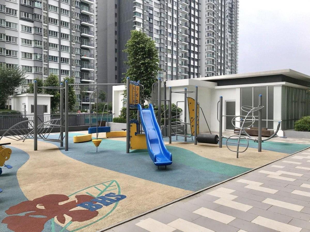 Qaisara D'savanna Homestay@southville Apartment *