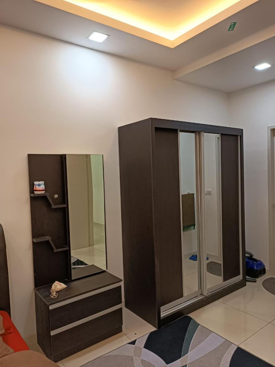Qaisara D'savanna Homestay@southville Apartment